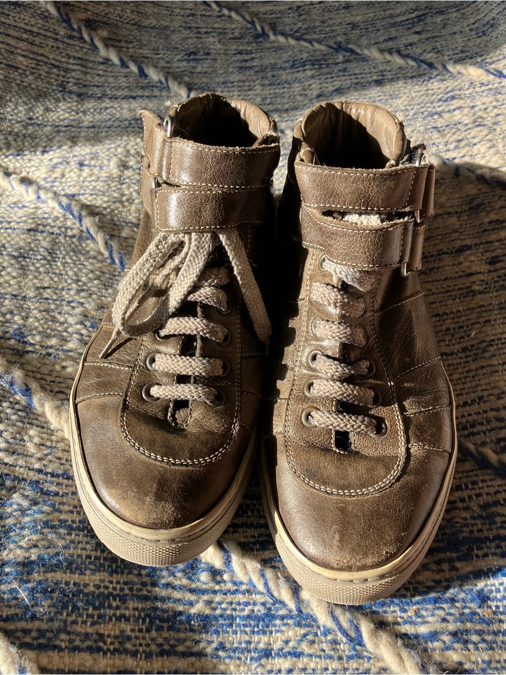 Women's High-Top Sneakers in Brown - Casual Lace-Up Fashion
